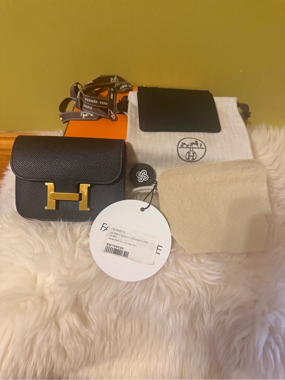 AUTHENTIC ❗️Black Constance Mini Wallet with Gold H Hardware